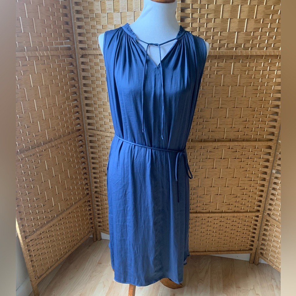 LOFT Airy Sleeveless Midi Dress
